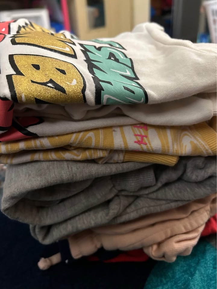 Girls spring clothing lot 6-7 years - photo 2
