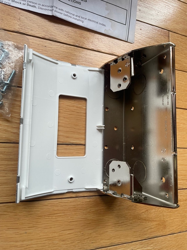 Hubbell TradeSELECT Under Cabinet Receptacle Box - photo 2