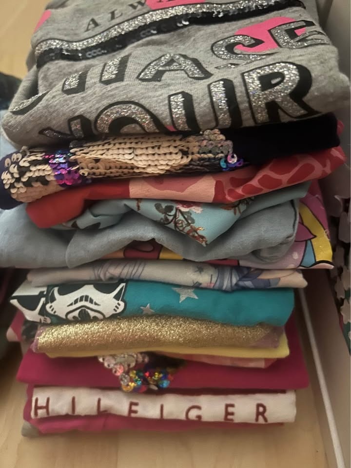 Girls clothing huge lot size 5-7 years - photo 4