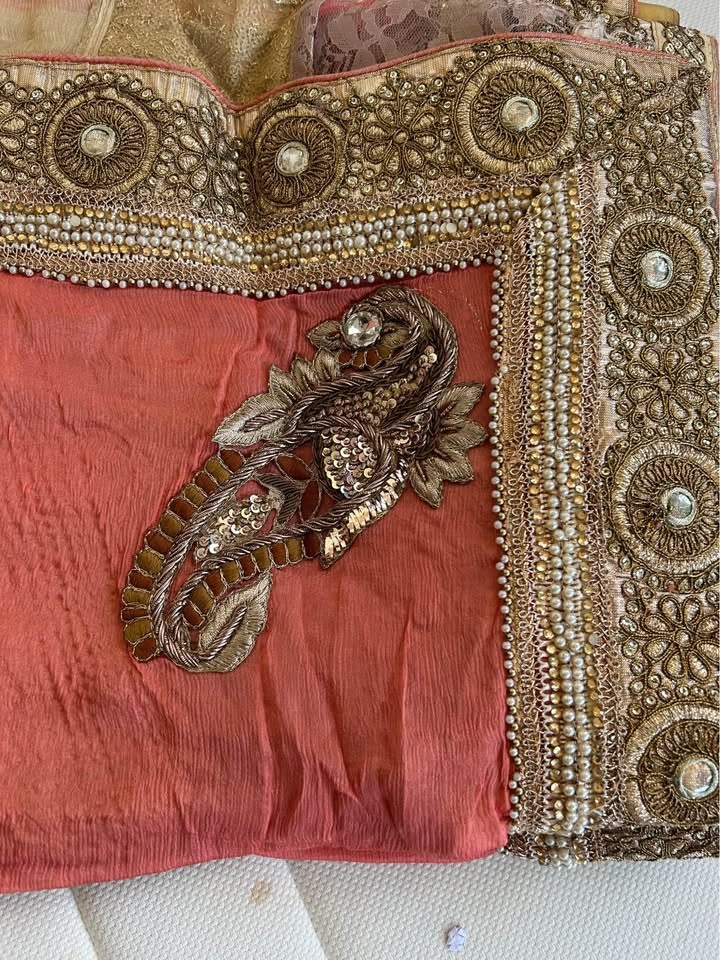 Traditional beautiful Saree with heavy border - photo 4