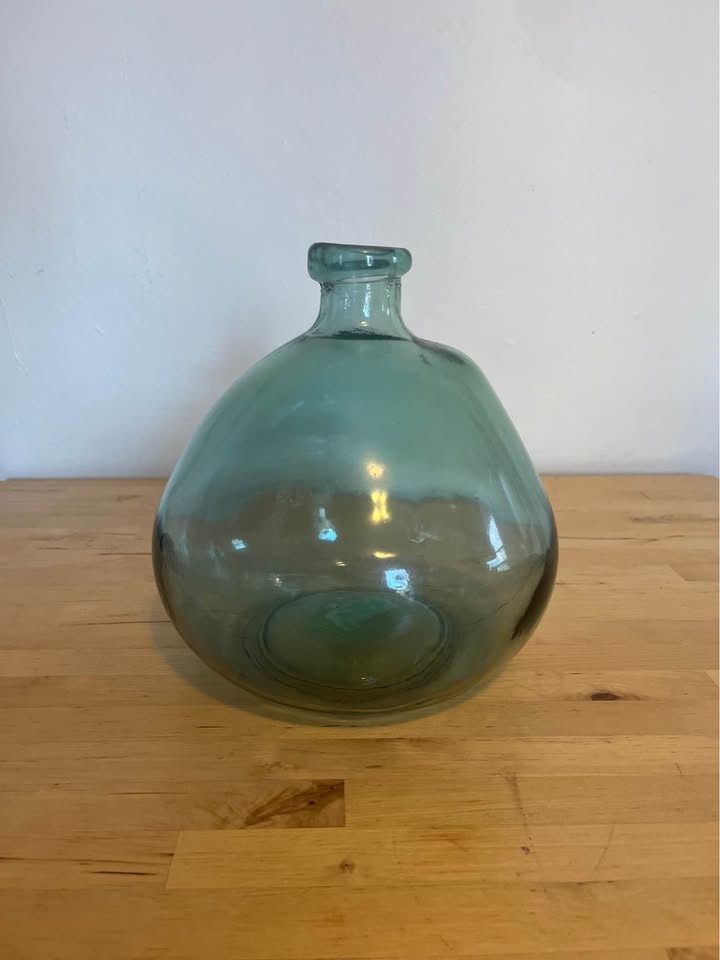 3 Green Glass Jugs/Vases - photo 4