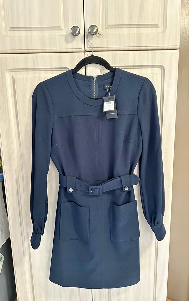BNWT Club Monaco - Long sleeve belted dress with pockets