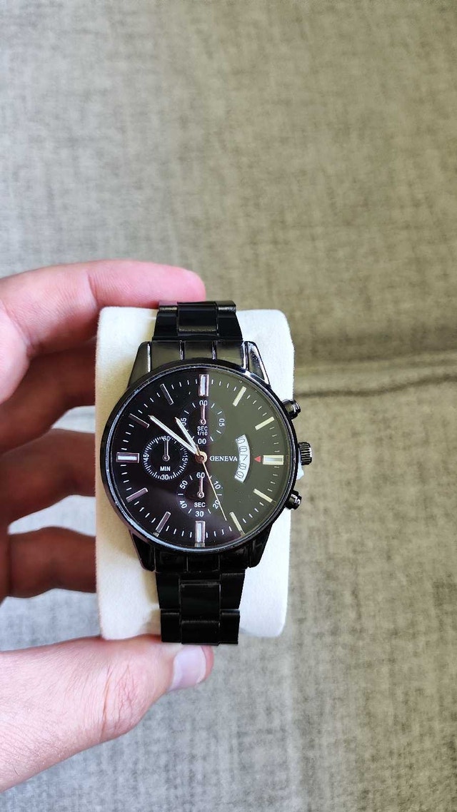 Strict Black Classic Metal Watch