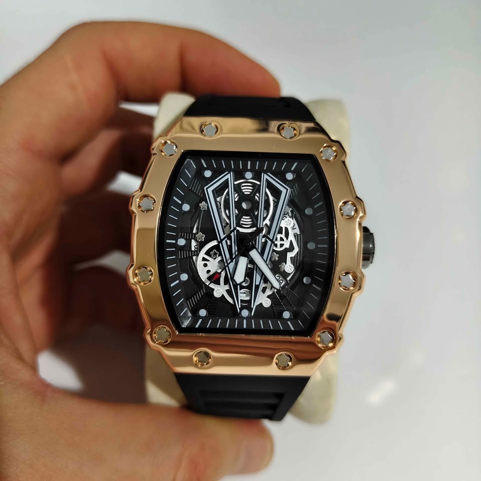 Piano Black and Gold Stylish Large Watch - photo 2