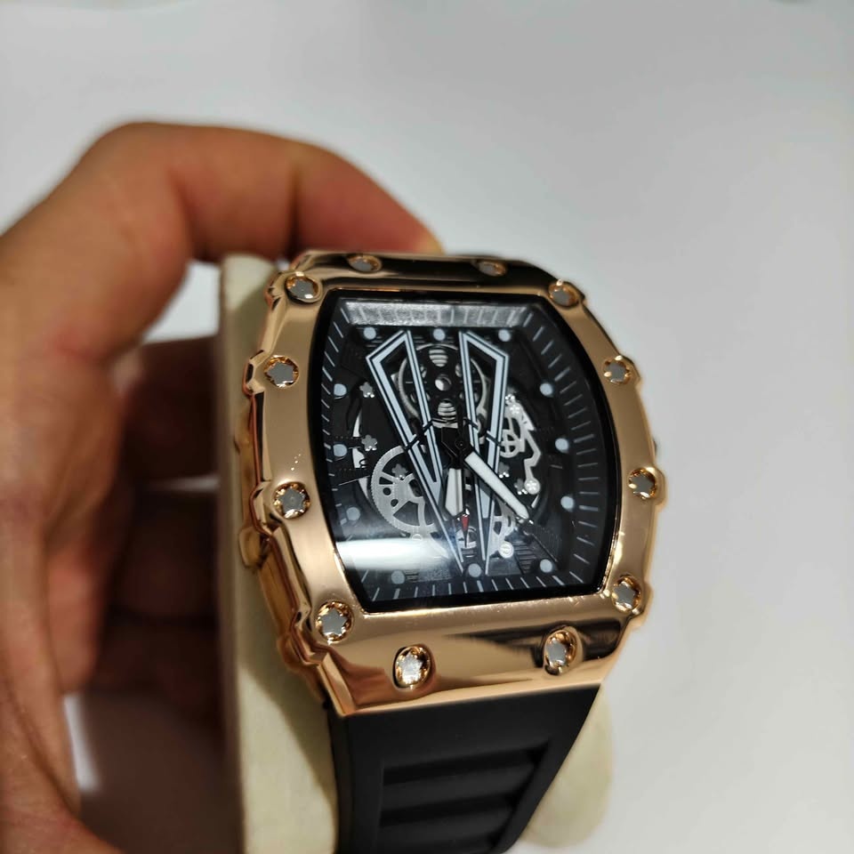 Piano Black and Gold Stylish Large Watch - photo 5