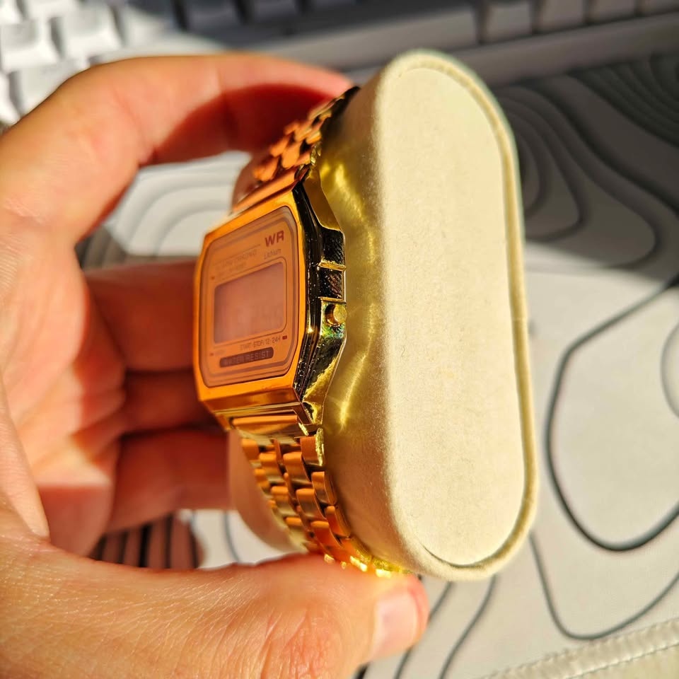 Golden Color Classic Digital Watch - photo 3