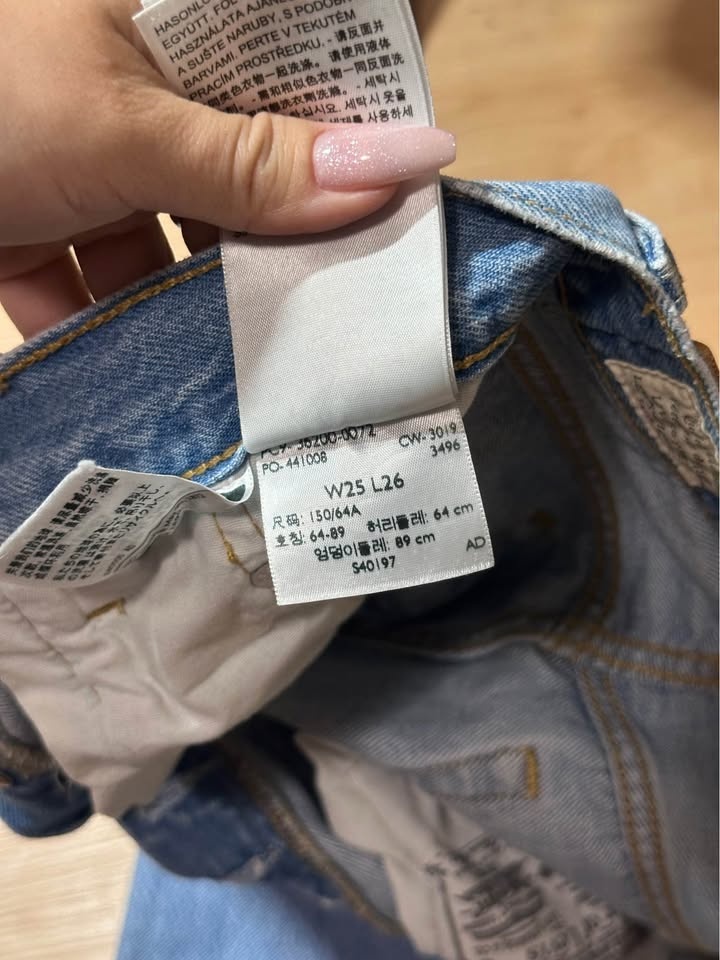 Levis womens jeans W25 L26 - photo 4