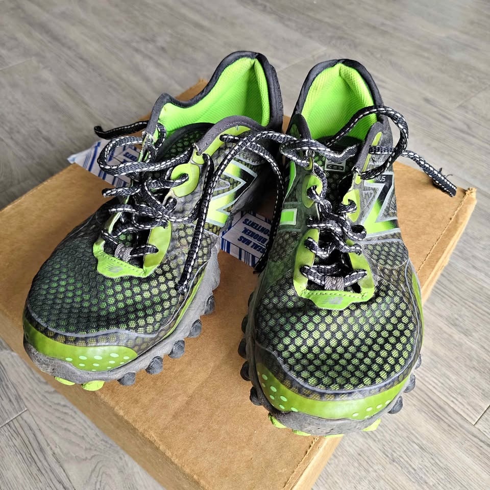 🔥 New Balance Men's Sneakers Shoes size 8