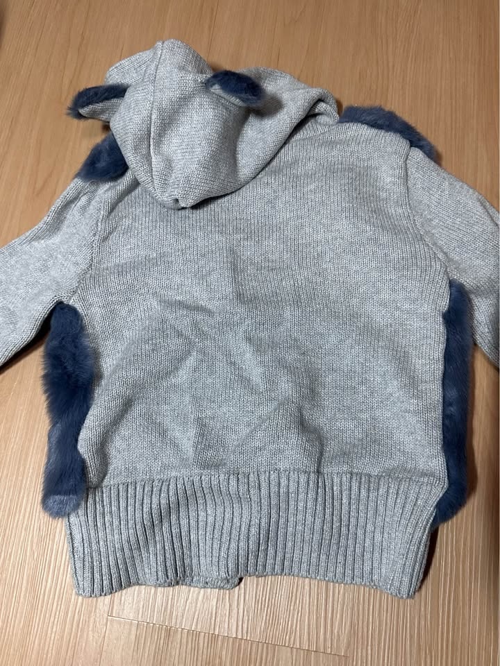 Baby GAP Grey & Blue Faux Fur Hoodie Vest 4 Years - photo 4