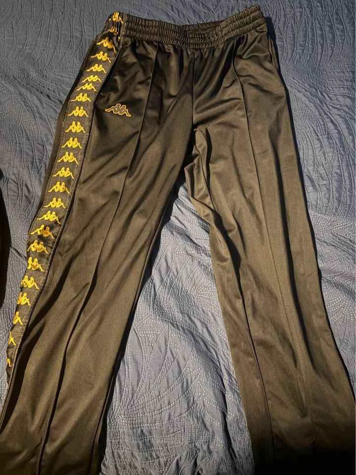 Black and Gold Kappa Jacket and Pants - photo 2