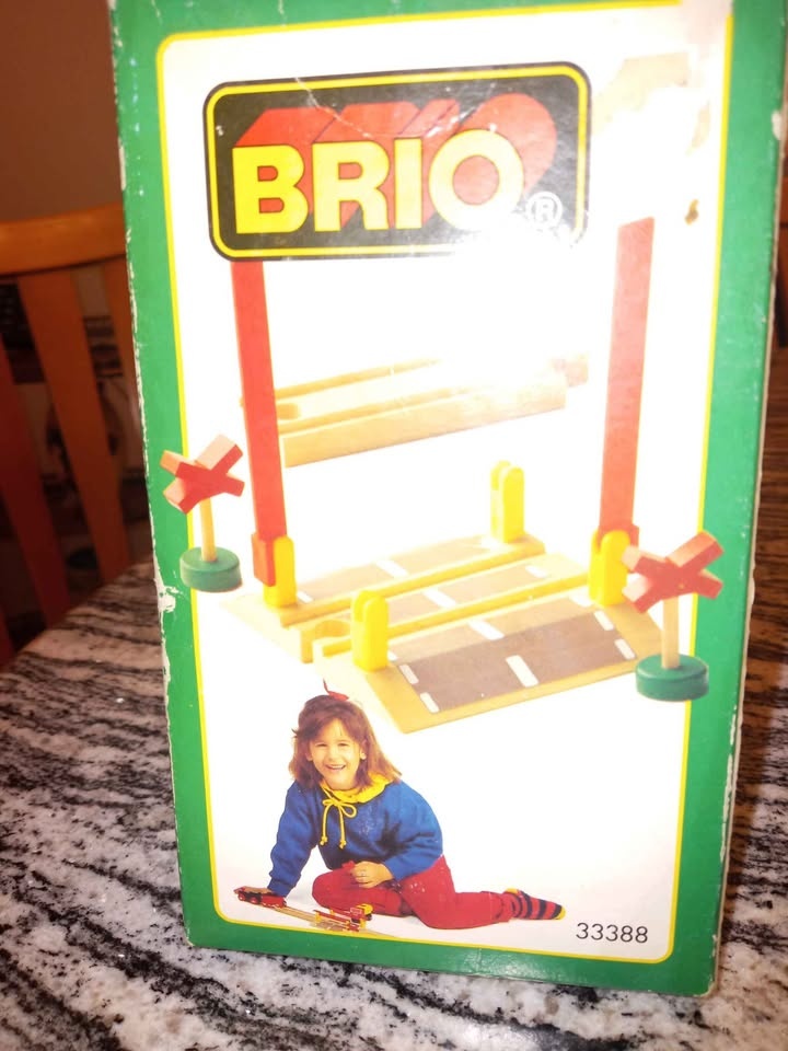BRIO Railway Crossing 33388 Vintage - photo 2