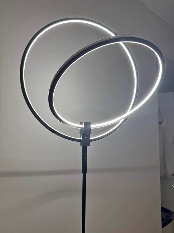 LED Floor Lamp