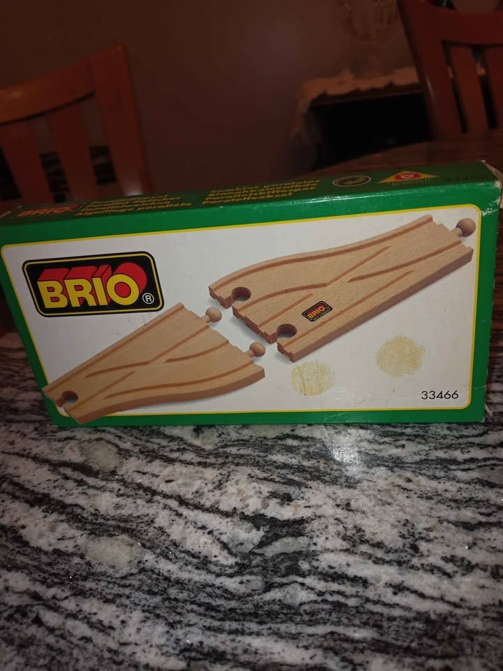 BRIO Parallel Switches 33466 - photo 2