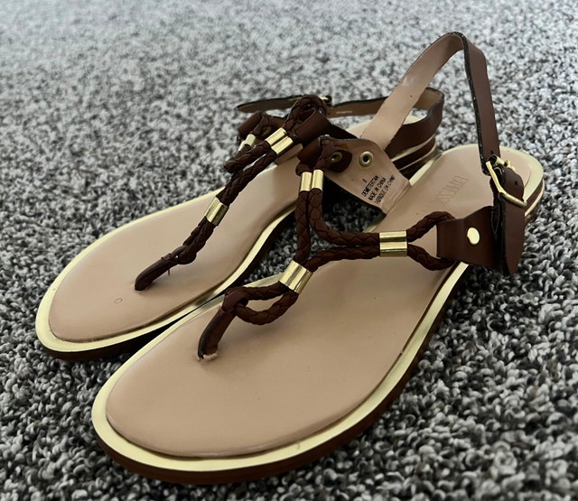 2 Pairs of New Sandals - Size 6 - photo 2