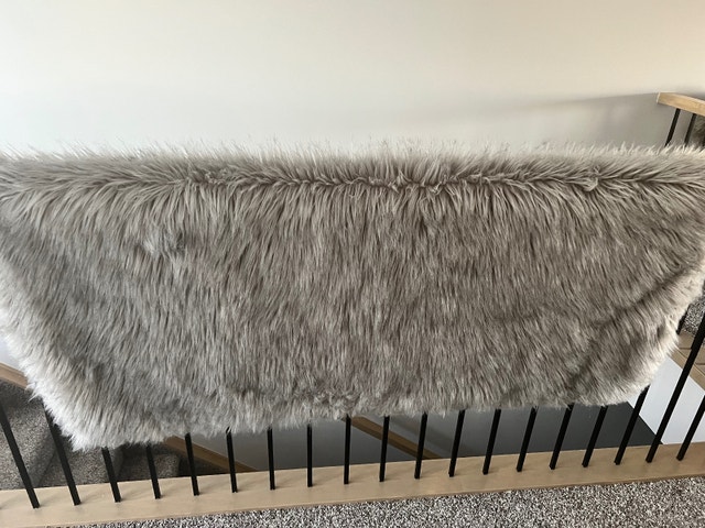 Faux Fur Throw - photo 3