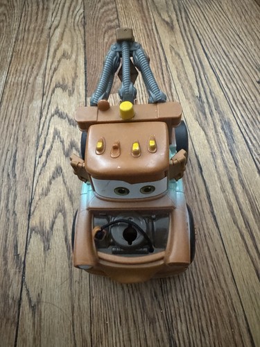Mator The Truck Pixar Disney Cars - photo 2
