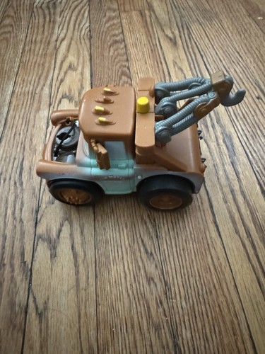 Mator The Truck Pixar Disney Cars - photo 3