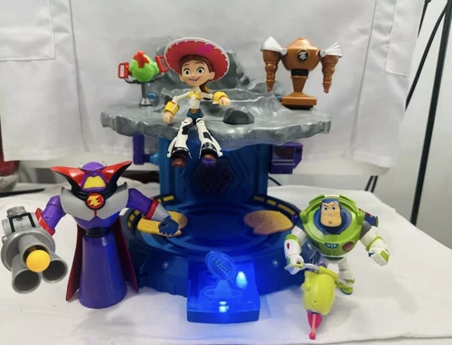 Disney/Pixar Toy Story Zurg Lair Playset - 2020 - photo 3