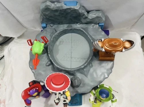 Disney/Pixar Toy Story Zurg Lair Playset - 2020 - photo 4