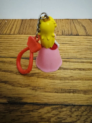 Princess Peach Keychain - photo 2