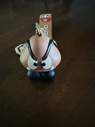 Super Mario Goomba Keychain - photo 5