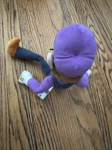 Super Mario Waluigi Figure Plush 10inch - photo 3