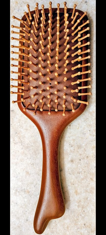Wooden Hair Brush with Floral Design – Gift Box Included