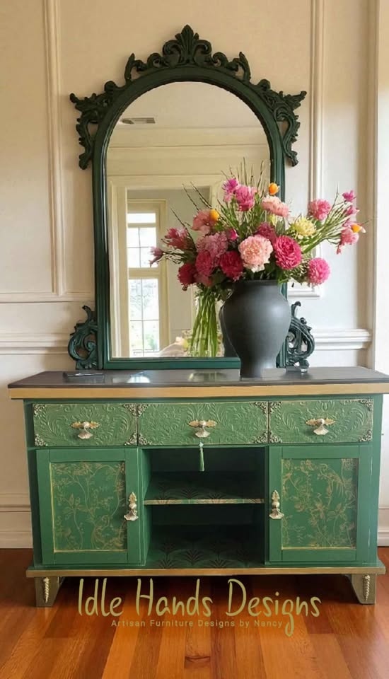Green with Gold Accents Sideboard/Buffet Table - photo 3