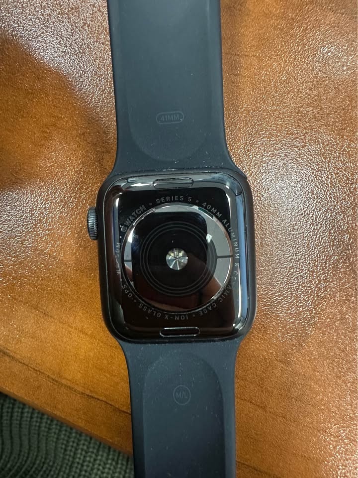 Apple Watch Series 5 40mm GPS - photo 3