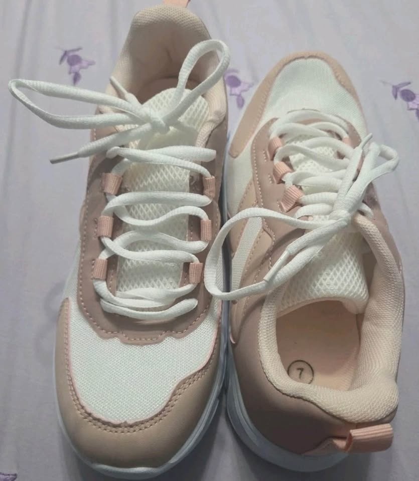 Womens Running Trainers Ladies Size 7 - photo 2