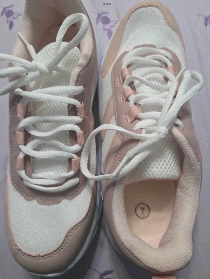 Womens Running Trainers Ladies Size 7 - photo 3