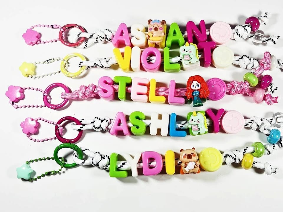 Birthday Goodies Bags, Kids Gift, Handmade Keychain