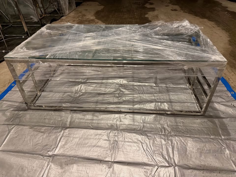 Modern Glass Coffee Table - photo 3