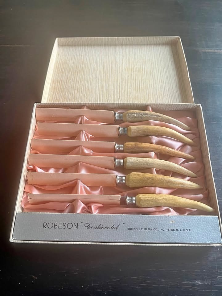 German-made Robeson Stag Horn Steak Knives (Set of 6)