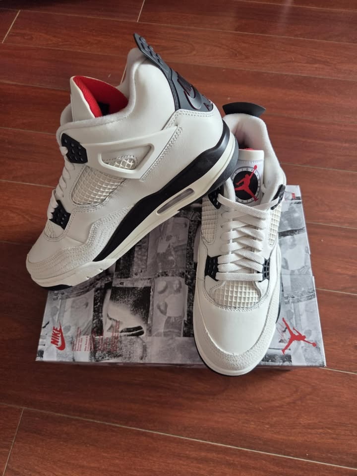Jordan 4 Retro - Flight Club - photo 3