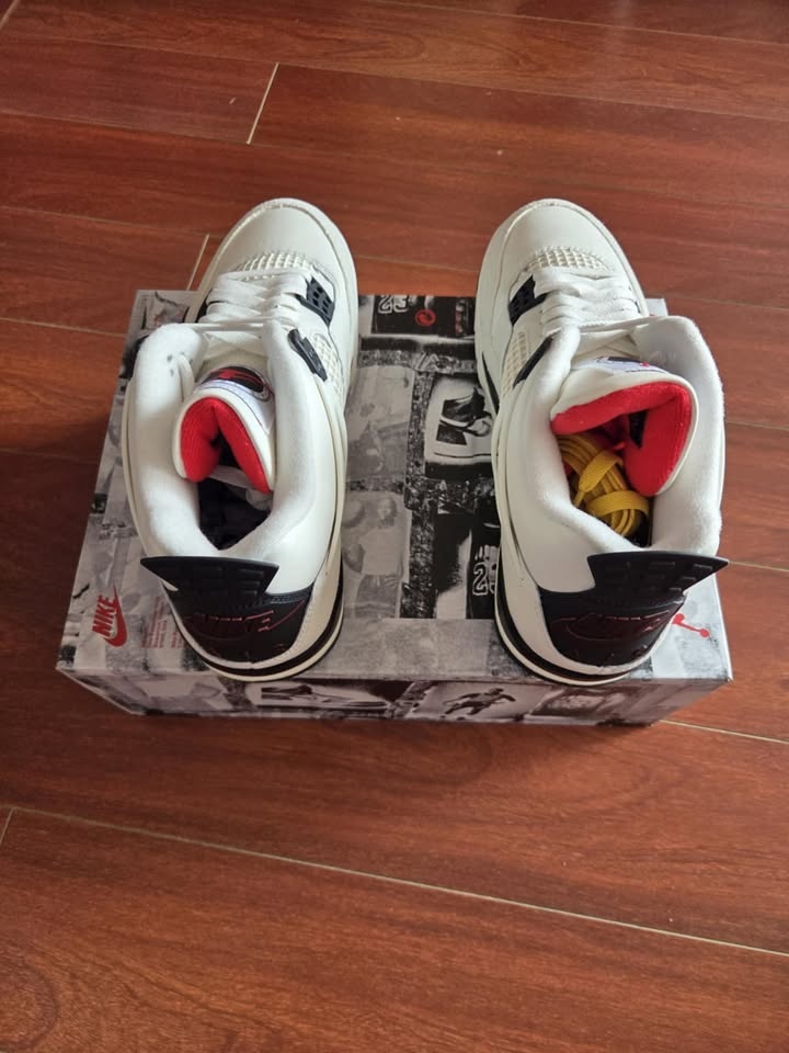 Jordan 4 Retro - Flight Club - photo 5