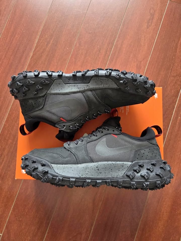 Jordan 1 Low Element Gore-Tex - Black Challenge Red