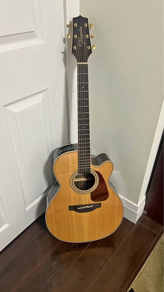 Takamine Acoustic Guitar