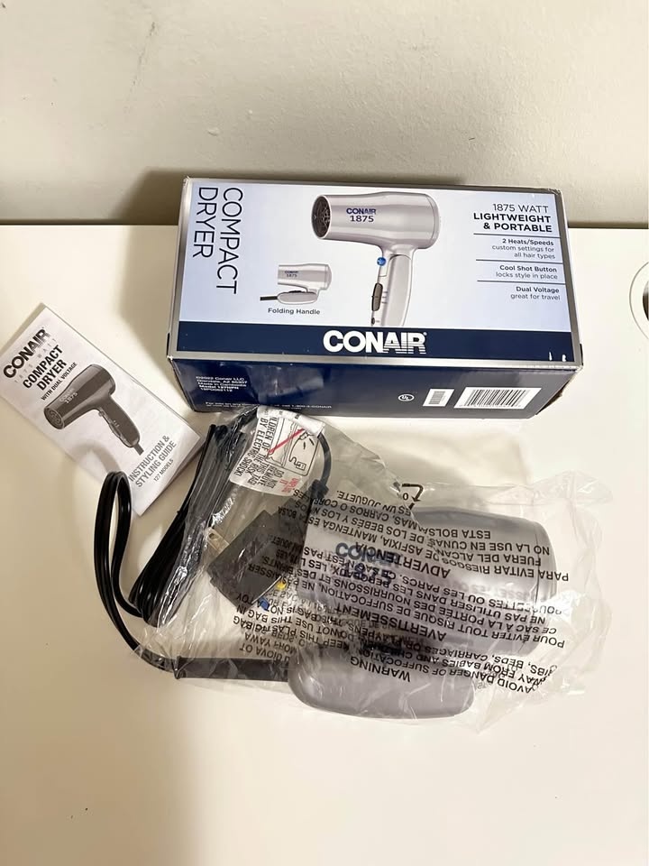 BRAND NEW Compact Folding Hair Dryer Conair Dual Voltage - photo 3