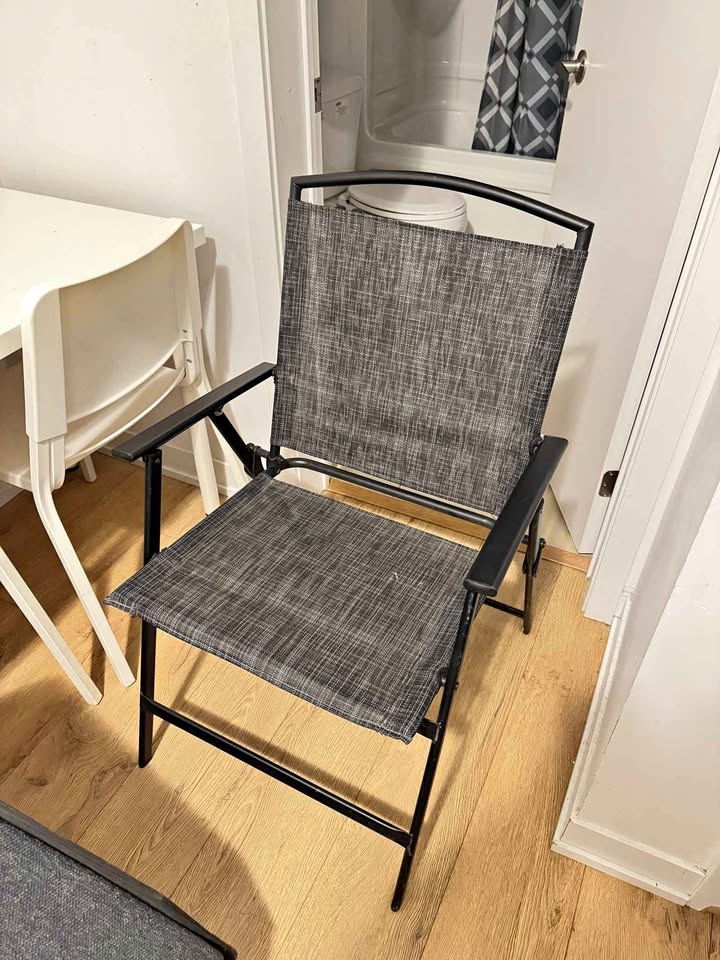 Folding patio sling back chair