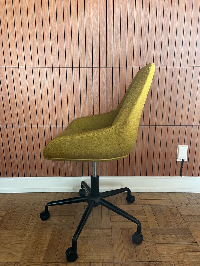 Article Office Chair *BRAND NEW* - photo 2