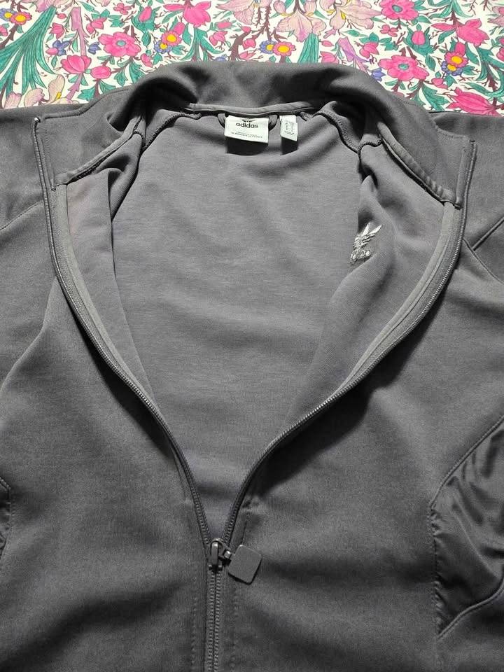 adidas men jacket size S - photo 5