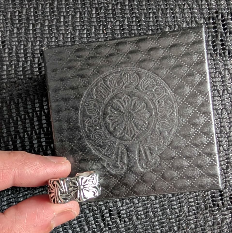 Chrome Hearts Floral Ring - photo 2