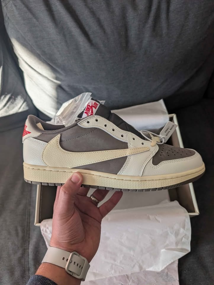 Nike Air Jordan 1 Low Travis Scott Reverse Mocha - photo 2