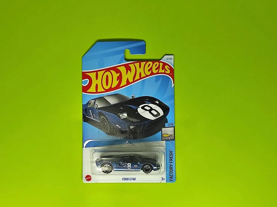 Hotwheels Ford GT40 thumbnail