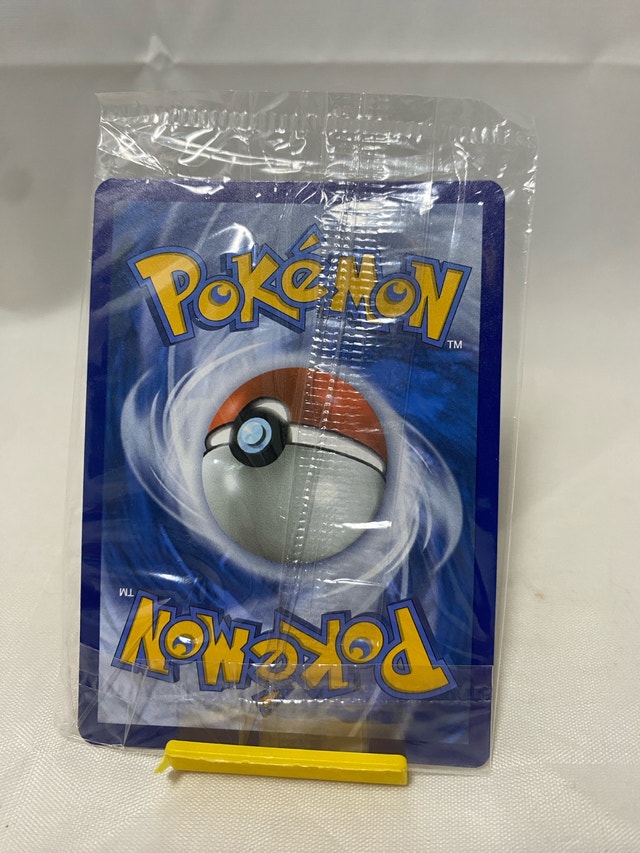 Pokémon Greninja Gold Star SWSH144 Celebrations Black Star Promo - photo 2