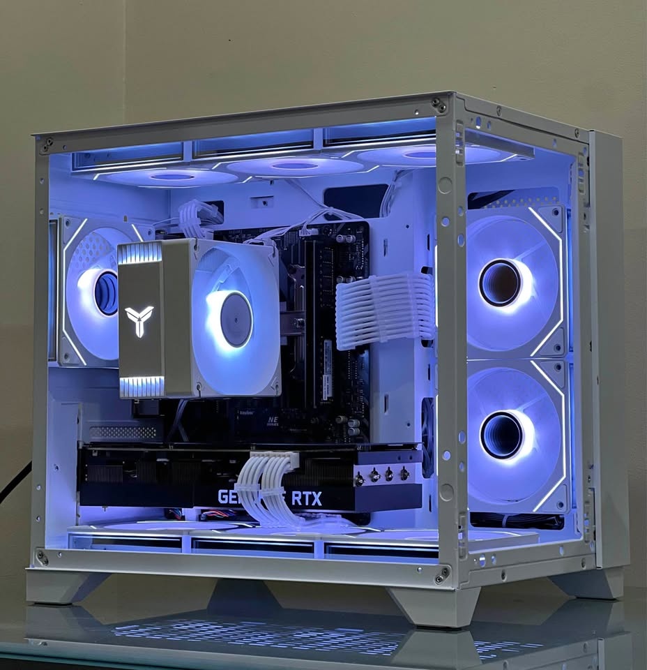 WHITE RTX 3080 Gaming PC - Ryzen 7 | 32GB RAM | 1TB NVMe SSD