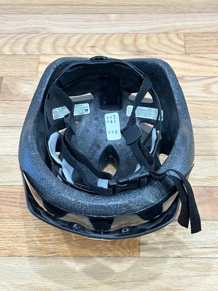 Shiny Black Bell Nomad Jr. MIPS Youth Helmet image indicator(2)