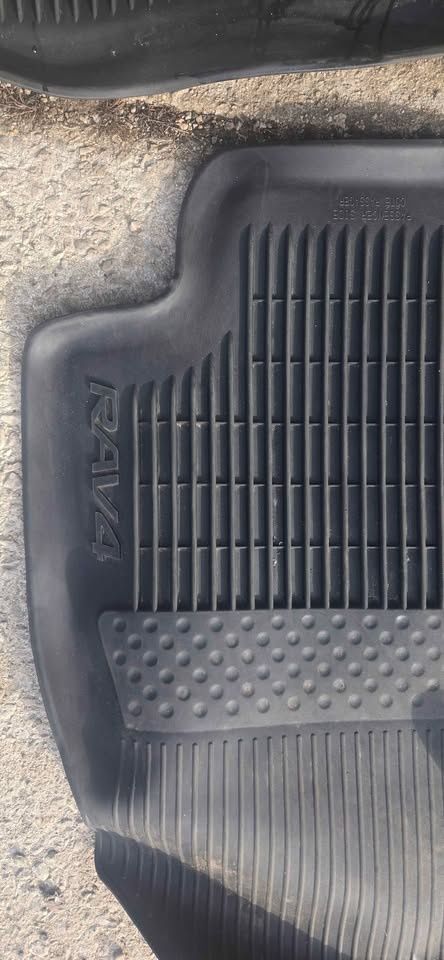 RAV4 Floor Mats & Cargo Liner (2019-2025 Gas) - photo 5