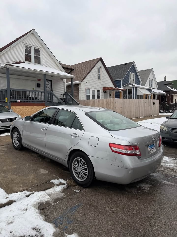 2011 Toyota Camry SE Sport Sedan 4D - photo 3